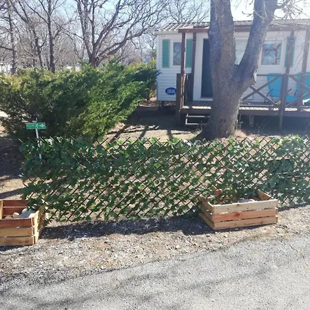 아파트 3* ! Proghe Des Gorges Du Verdon Et De Ste Croix 04500 ! Equipe ! Champs De Lavandes ! Calme ! Nbres Activites ! Randonnees ! Nautisme ! 생트크루아드베르동